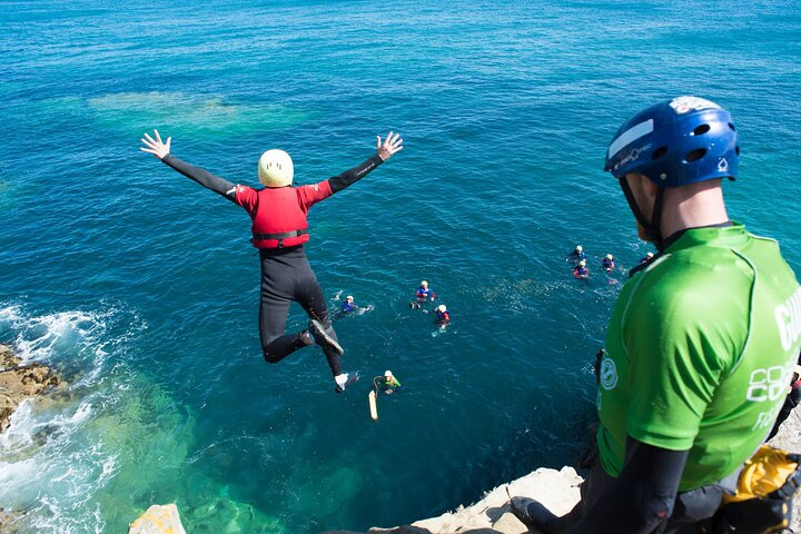 Coasteering Experience in Newquay - Photo 1 of 6